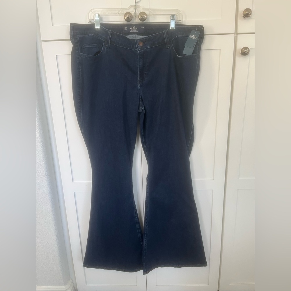 HOLLISTER Women’s High Rise Dark Wash Flare Jeans Size 20 Regular NWT - Picture 4 of 4
